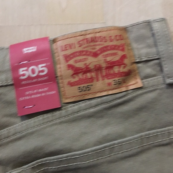 Levis 505 Khaki Dark Tan 4 Pockets Shorts - Picture 4 of 5